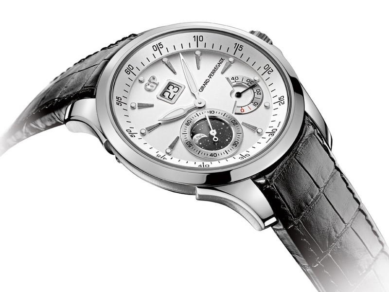 GIRARD PERREGAUX TRAVELLER